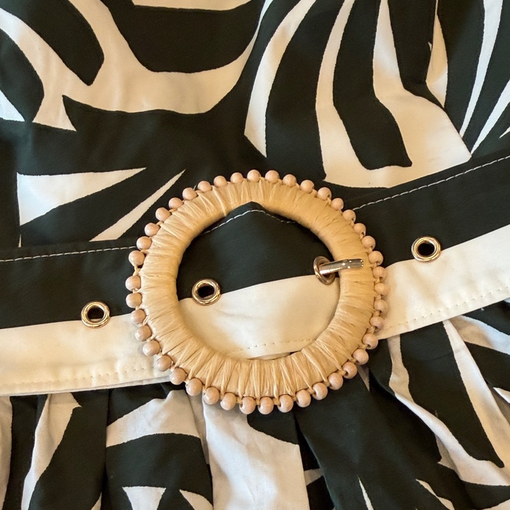 Cara Cara Julietta Mini dress in Catalina olive - Picture 2 of 11